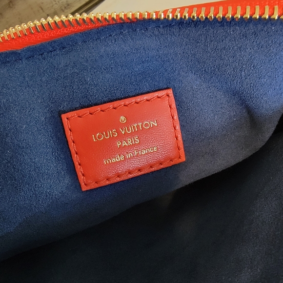 Louis Vuitton Coussin PM Crossbody Shoulder Bag Chain Rare Red Leather - Picture 12 of 13